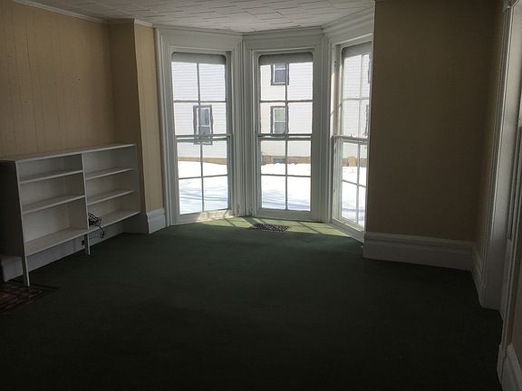 2nd image of 4 Fisher St