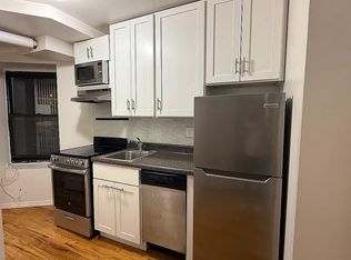 221 E 32nd St #Be, New York, NY 10016