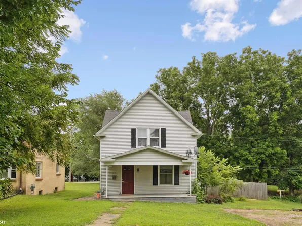 310 Curran St, Burlington, IA 52601
