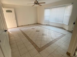 1900 Chestnut Ave APT 1, Long Beach, CA 90806