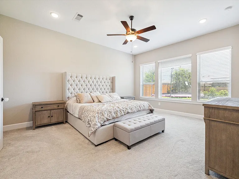 11718 Lost Maples Springs Dr — Photo 21