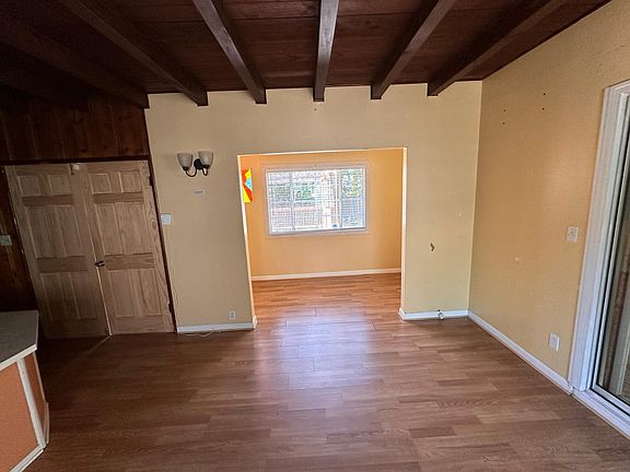4th image of 22708 Marolyn Ct #B
