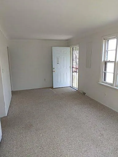 3405 Beaumont Dr — Photo 1