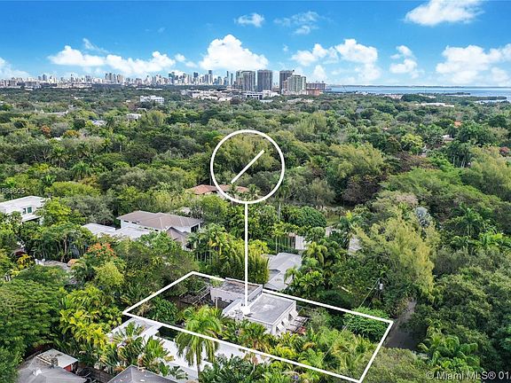 4th image of 3637 Palmetto Ave