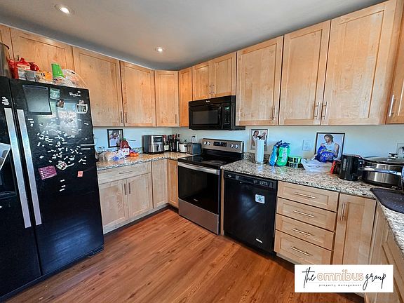 4th image of 2479-2481 S Corona St #2479