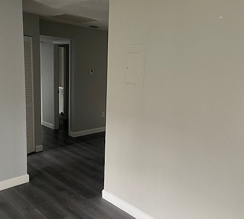 3rd image of 6006 Village Cir #6006
