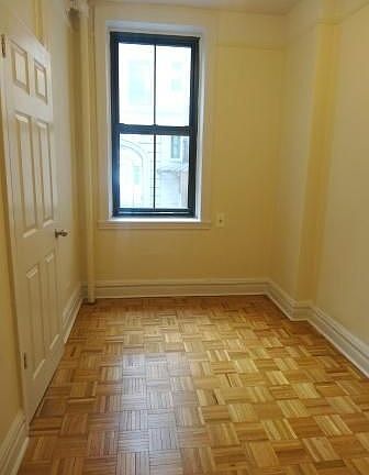 4th image of 542 E 79th St APT 1F