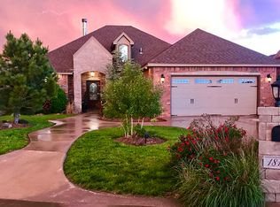 1810 Meadowlake Dr, Woodward, OK 73801