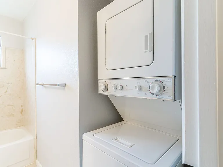 3329 NE 162nd Ave — Photo 12