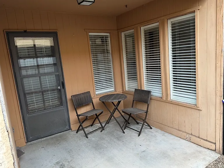 2313 N Grand Ave #B — Photo 9