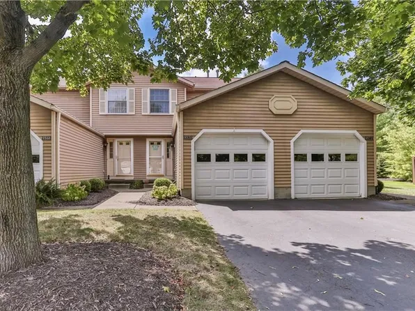 9570 E Idlewood Dr, Twinsburg, OH 44087