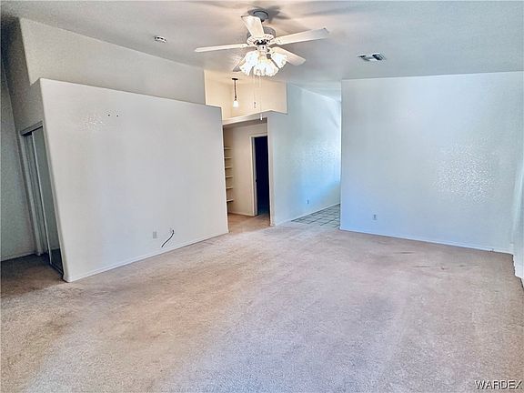 4th image of 958 W Mountain View Drive
