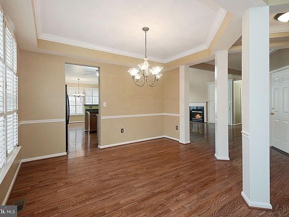 5th image of 8932 Mayhew Ct