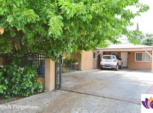 22149 Wyandotte St, Canoga Park, CA 91303