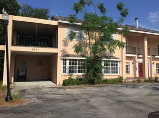 9220 Overlook Dr, Temple Terrace, FL 33617
