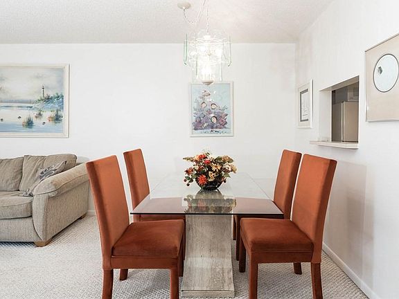 4th image of 4640 Lucerne Lakes Blvd #402