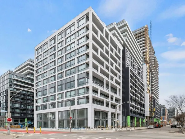 121 Lower Sherbourne St #745, Toronto, ON M5A 0W8