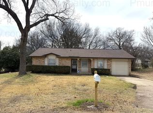 710 Upland Ln, Duncanville, TX 75116