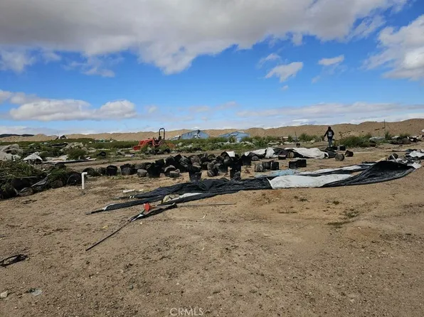 22775 El Privilegio Rd, Adelanto, CA 92301