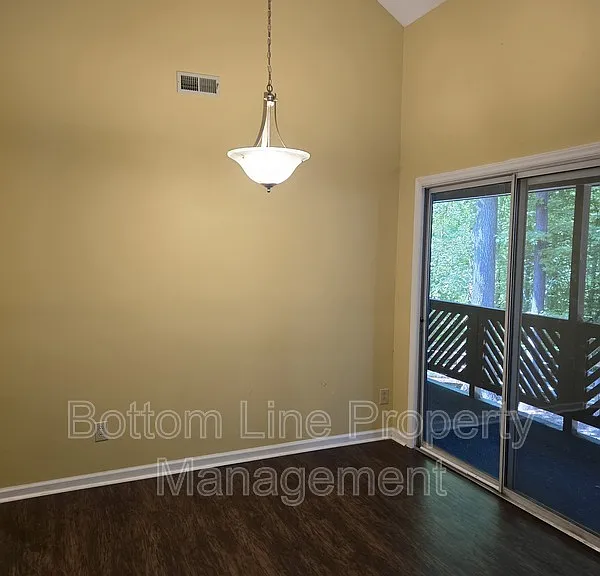6108 Gray Gate Ln #G — Photo 8