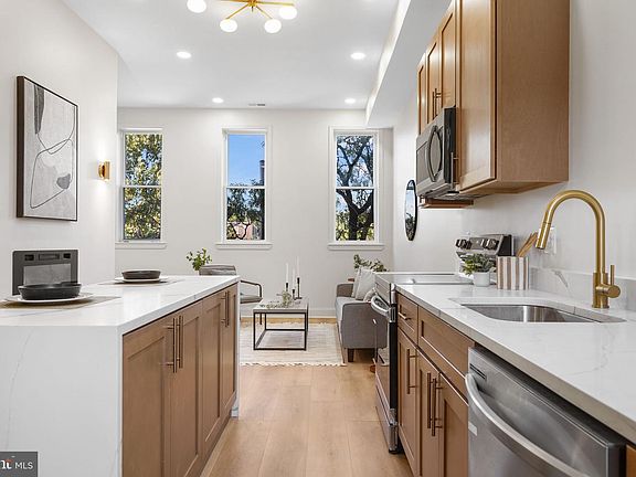 5th image of 1507 W Mulberry St