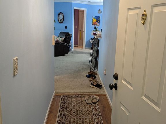 3rd image of 370 Timber Ridge Dr Unit 1