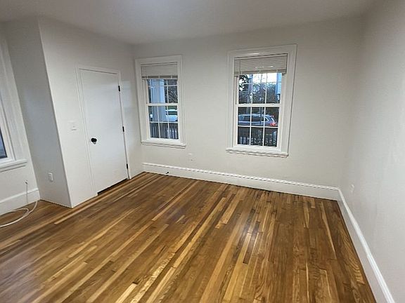 4th image of 31-39 South St #31