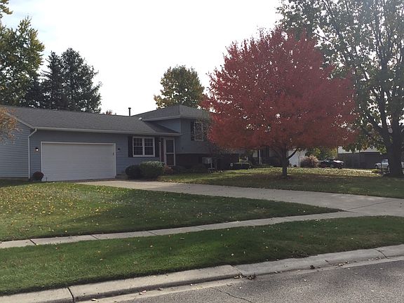 2nd image of 1534 Constitution Dr