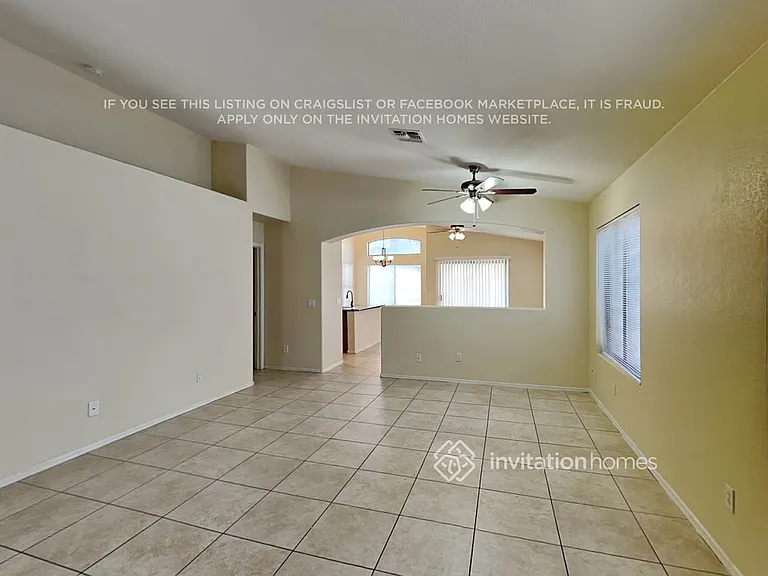 8609 W Mission Ln — Photo 3