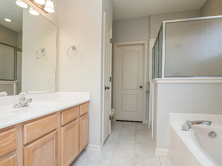 8725 Macon Rd — Photo 8