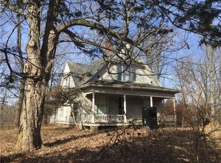 6936 Old Dam Rd, Georgetown, IL 61846