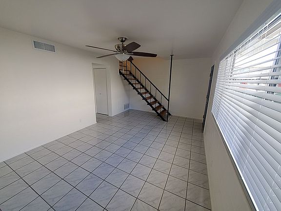 4th image of 2425 W Missouri Ave #5315