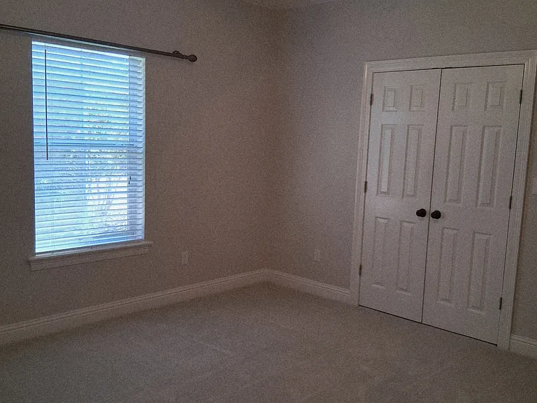 44 Emory Ct — Photo 24