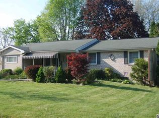 9 Bangor Rd, Middletown, PA 17057