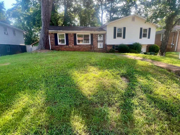 2610 Rockwell Rd NW, Huntsville, AL 35810