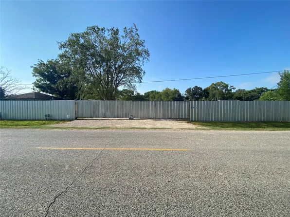 6807 Spindle Dr, Houston, TX 77086