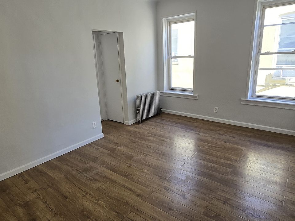 2nd image of 23-78 24th St #2F