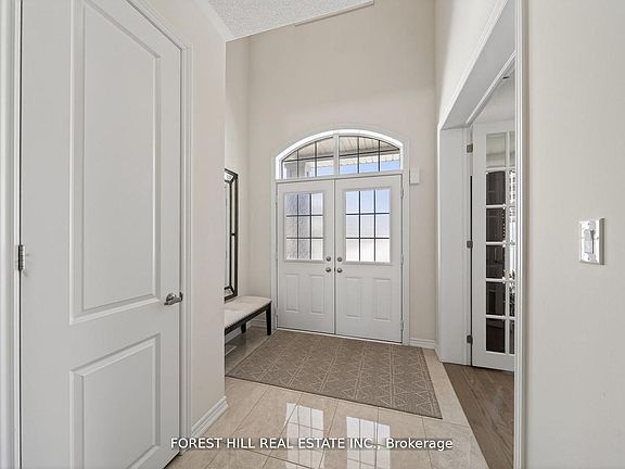 4th image of 37 Rugman Cres