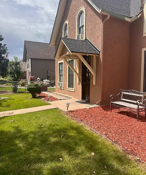 213 Perry St #2 — Photo 13