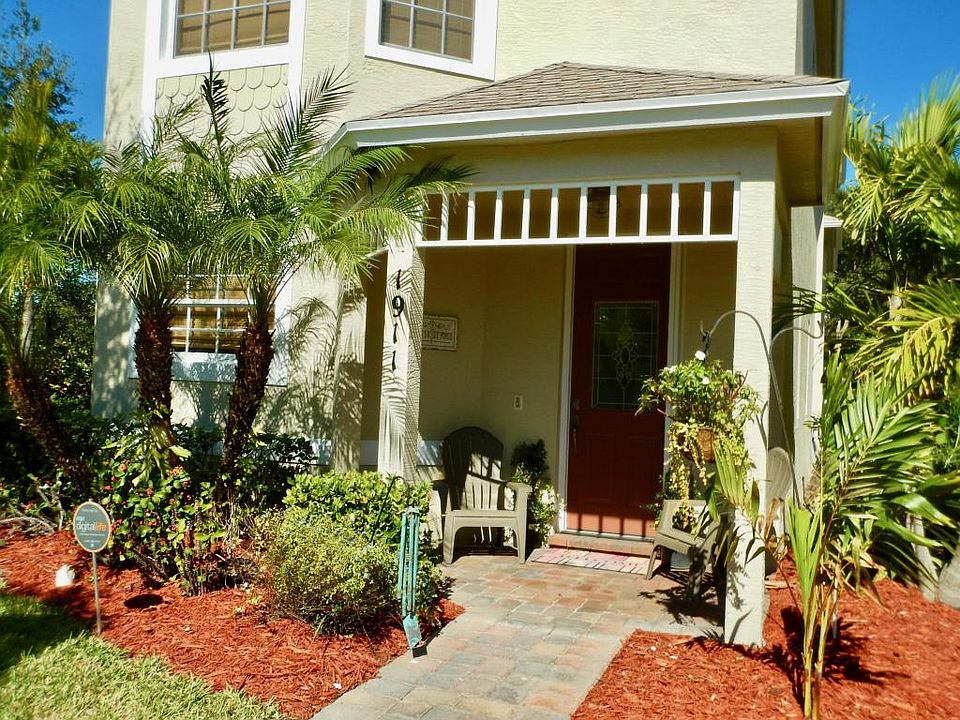 1st image of 1911 SE Oldsmar Dr