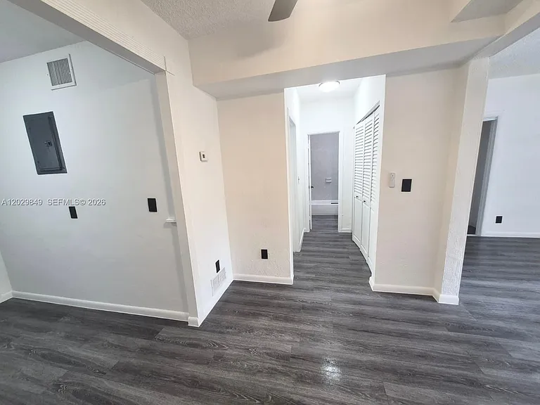 1239 Marseille Dr #103 — Photo 7