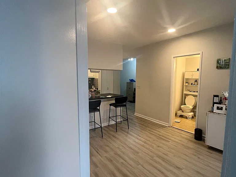 43-49 Van Wagenen Ave #5D — Photo 8