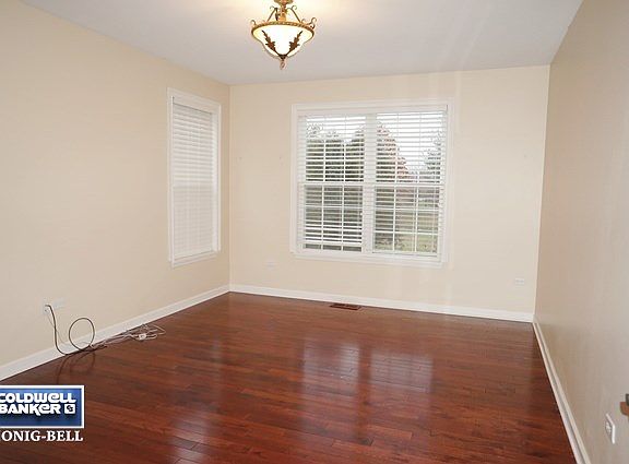 5th image of 25144 W Glen Oaks Ln
