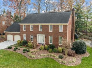 3405 Crosstimbers Dr, Greensboro, NC 27410