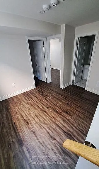 67 Roundstone Dr — Photo 6