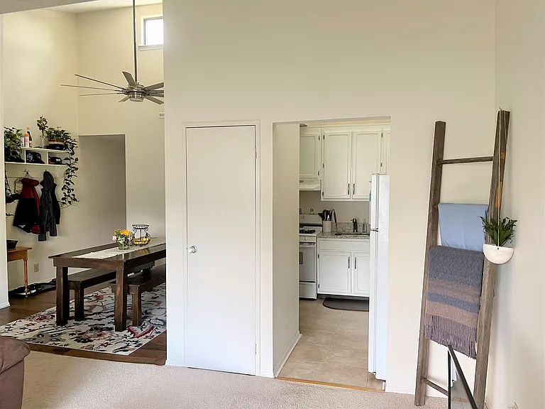 48 Lawson Ln #48 — Photo 8