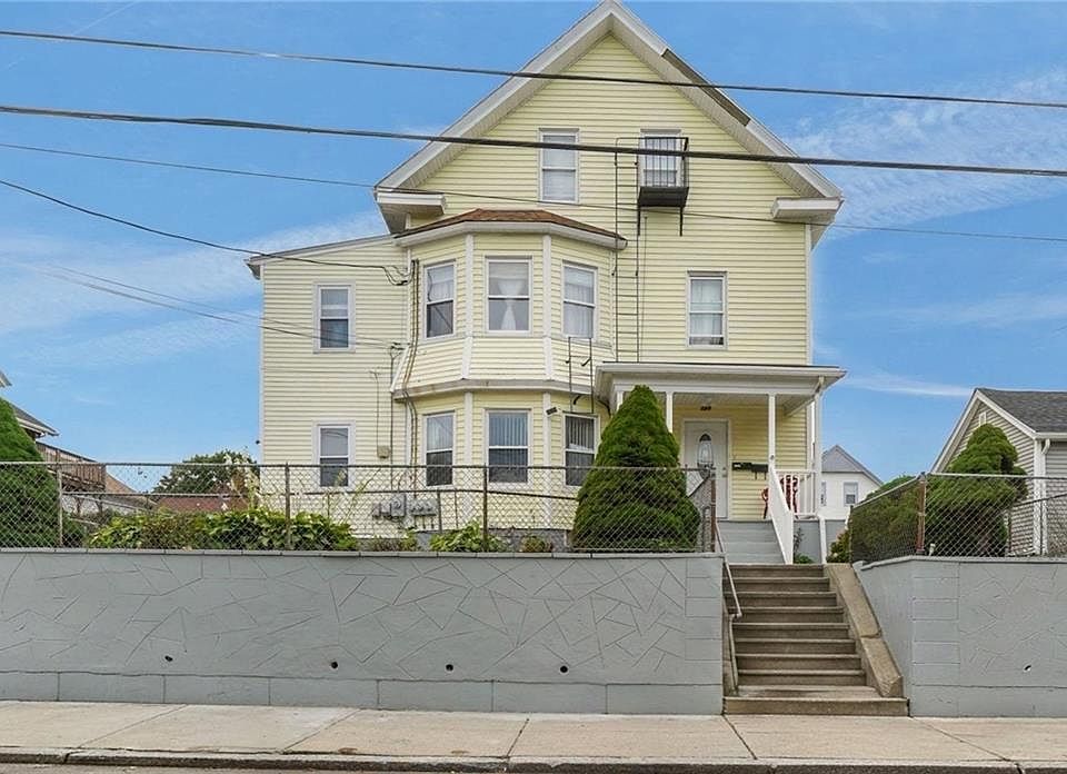 1st image of 143 Garden St