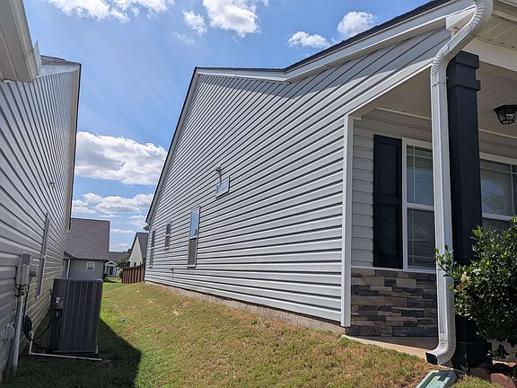 4th image of 821 Alley Ridge Dr