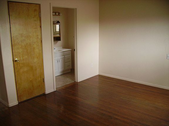 Living room door to bath