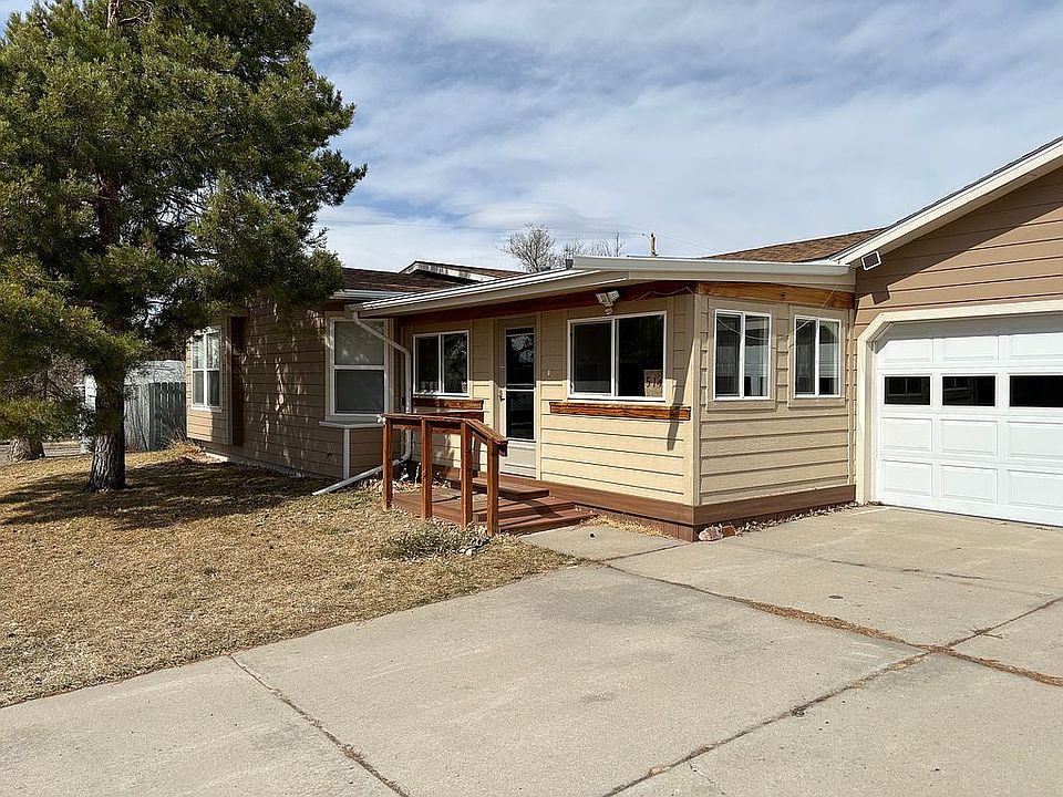 514 2nd St, Glendo, WY 82213 Zillow